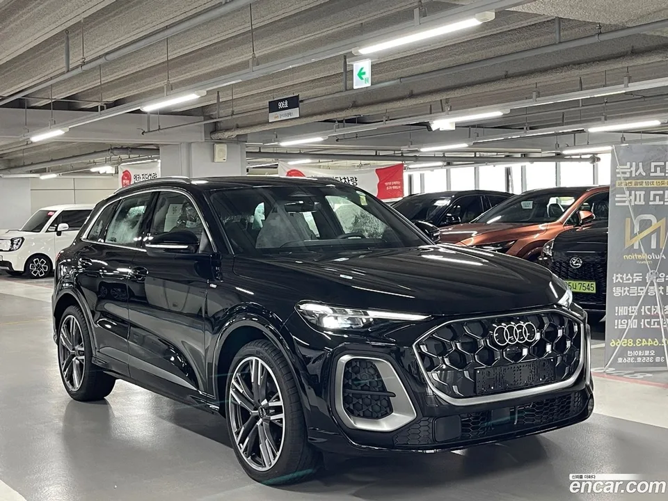 Audi Q5 (80A) 40 TDI S Line 2026 — thumbnail 3