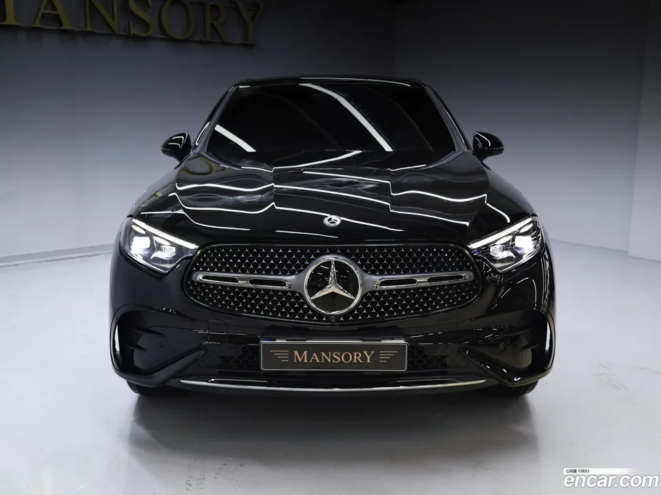 Mercedes-Benz GLC-Class GLC300 4MATIC 2024 — фото 1, купить с доставкой в Москву