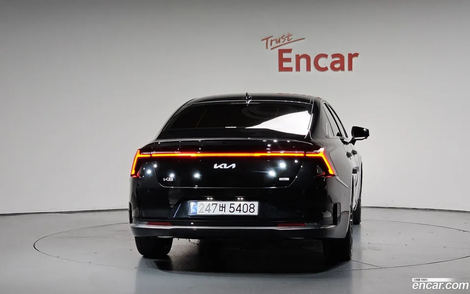 Kia K8 Hybrid 2025 — thumbnail 4