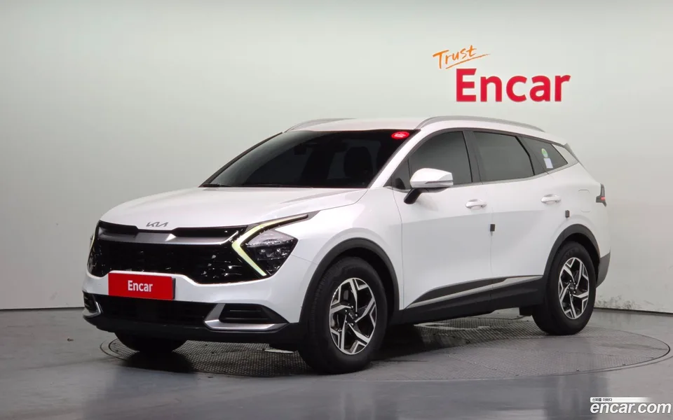 Kia Sportage 1.6 2WD 2022 — photo 1, buy with delivery to Moscow