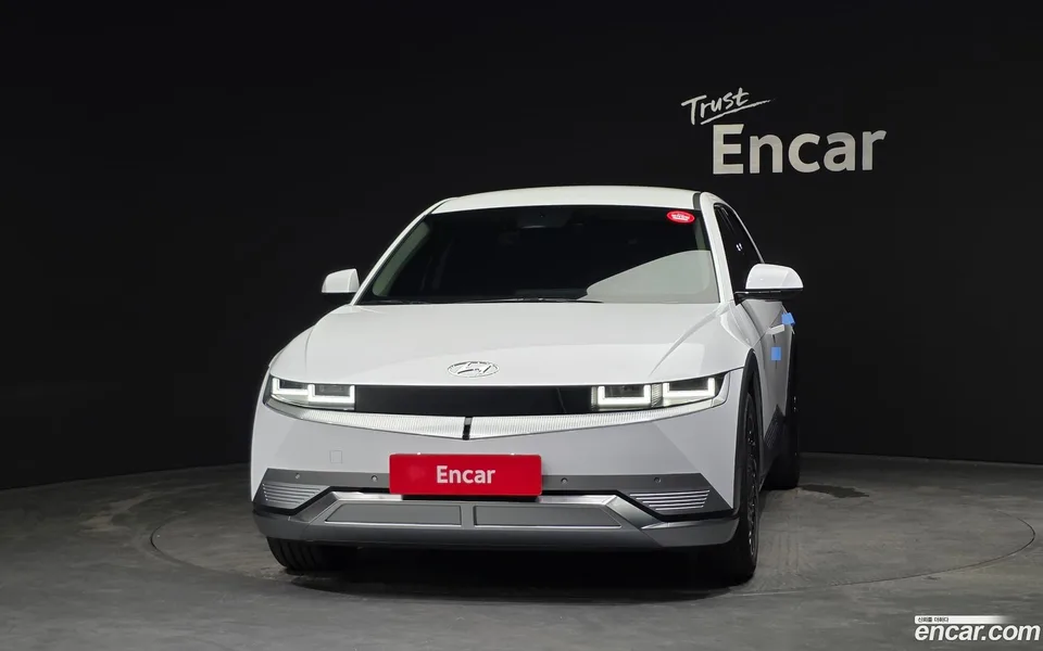 Hyundai Ioniq 5 2024 — thumbnail 3
