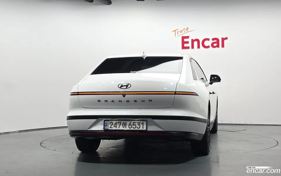 Hyundai Grandeur Hybrid 2024 — thumbnail 4