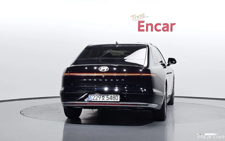 Hyundai Grandeur Hybrid 2024 — thumbnail 4