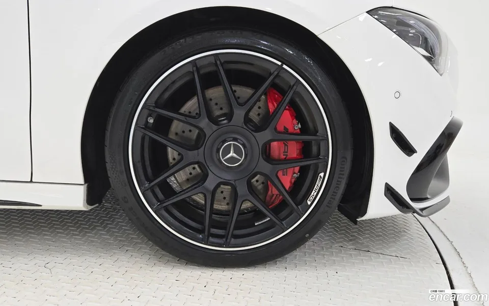Mercedes-Benz CLA-Class AMG CLA 45 S 4MATIC+ 2025 — thumbnail 5