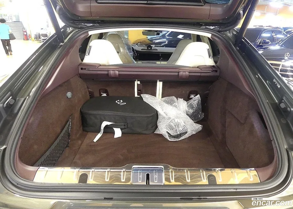 Porsche Panamera (971) 2.9 AWD E- 2022 — thumbnail 4