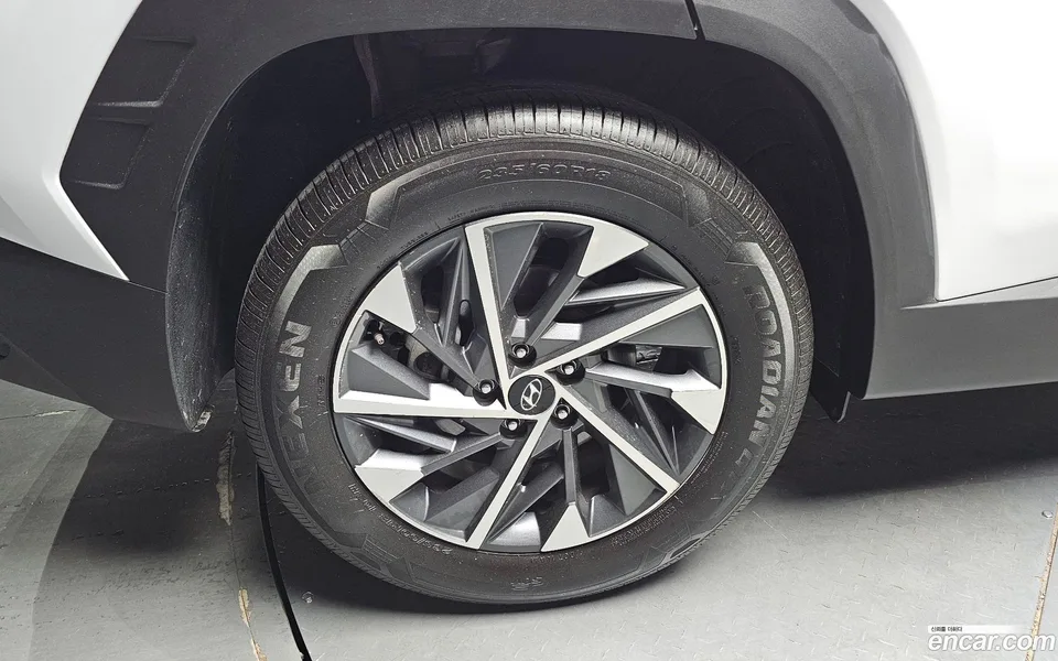 Hyundai Tucson 1.6 2WD 2023 — thumbnail 5
