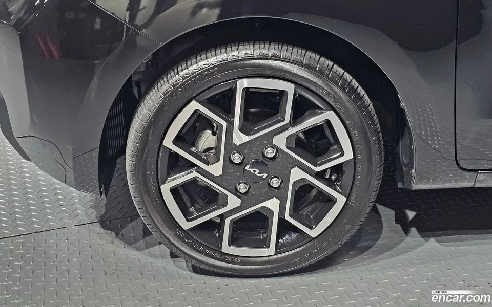 Kia Ray 2025 — thumbnail 2