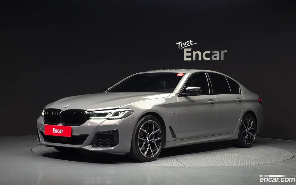BMW 5 Series 530i M 2022 — photo 1, buy with delivery to Moscow