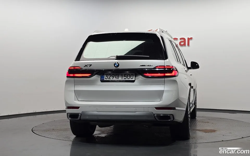 BMW X7 xDrive 40i 6 2025 — thumbnail 4