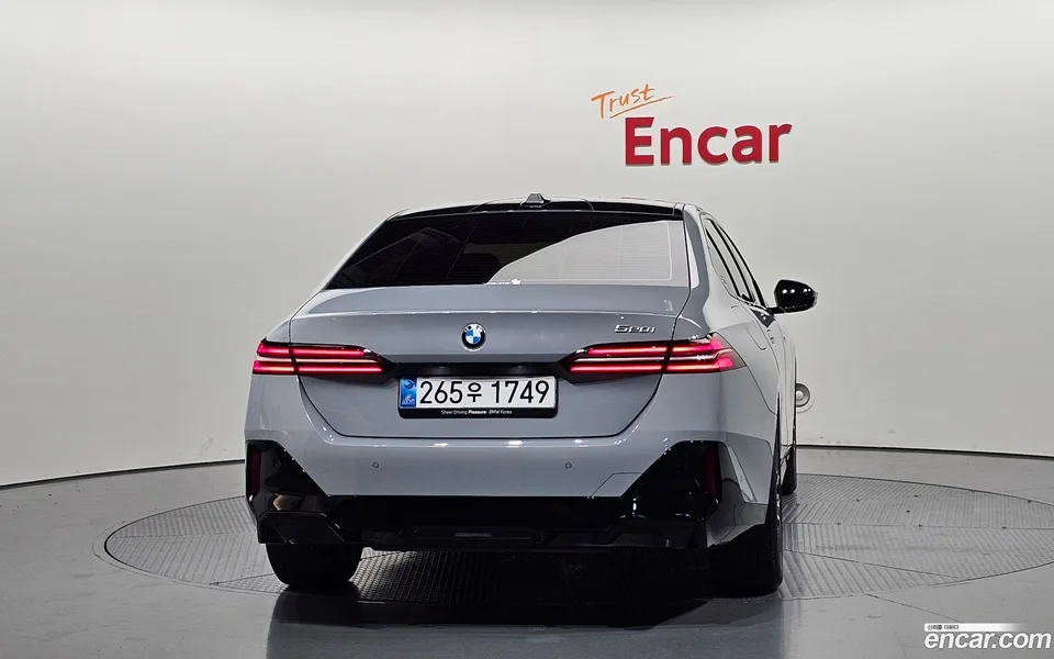 BMW 5 Series 520i M 2026 — thumbnail 4