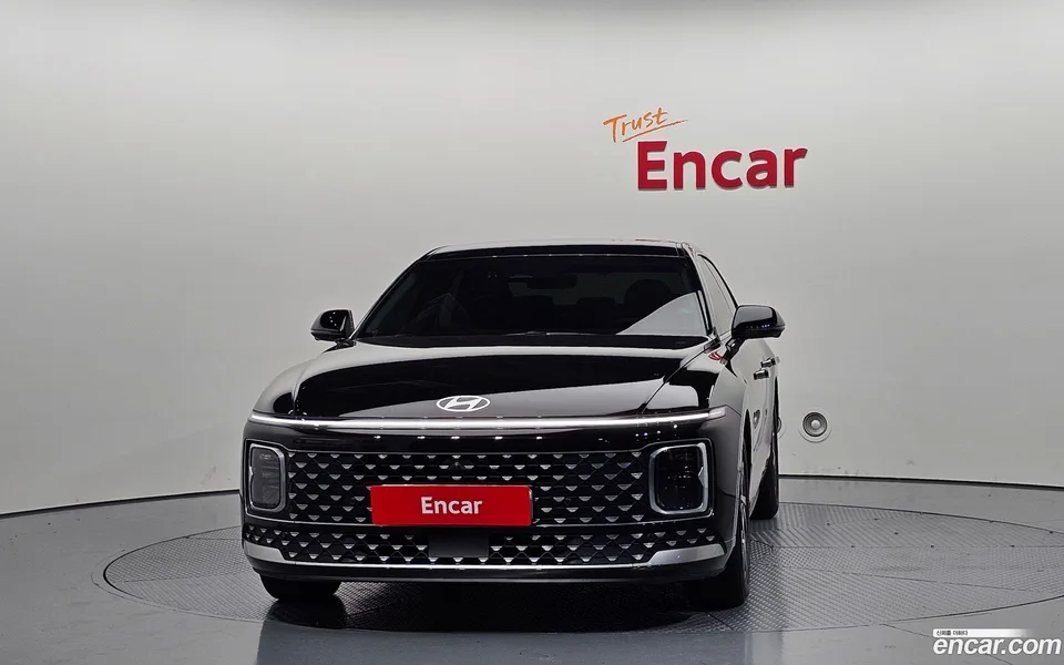 Hyundai Grandeur 2.5 2WD 2023 — thumbnail 3