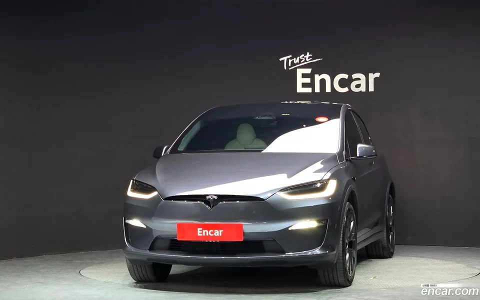Tesla Model X AWD 2023 — thumbnail 3
