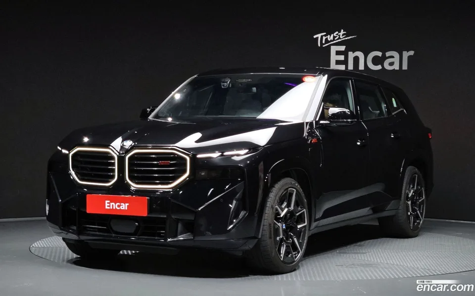 BMW XM 4.4 2025 — photo 1, buy with delivery to Moscow