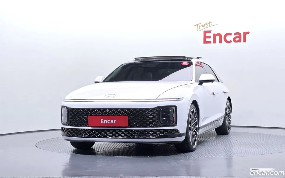 Hyundai Grandeur Hybrid 2023 — thumbnail 3