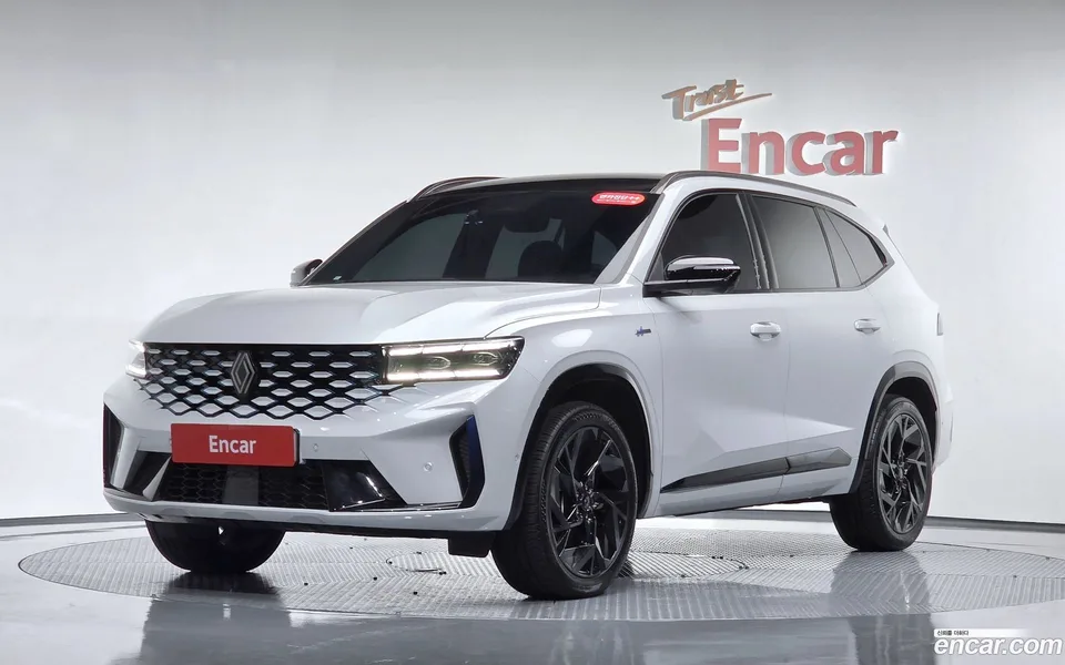 Renault Samsung Grand Koleos 1.5 E-TECH 2WD 2024 — photo 1, buy with delivery to Moscow