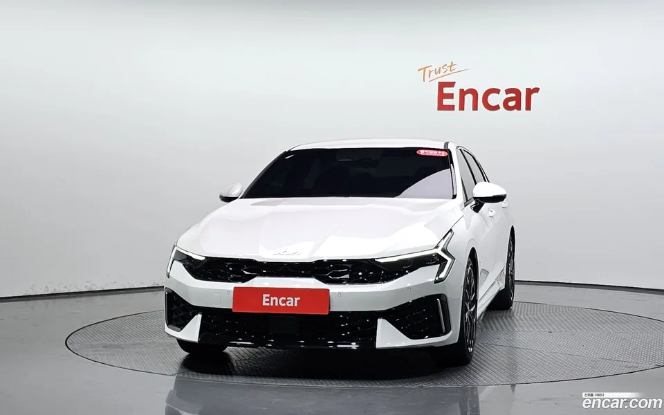 Kia K5 1.6 2024 — thumbnail 3