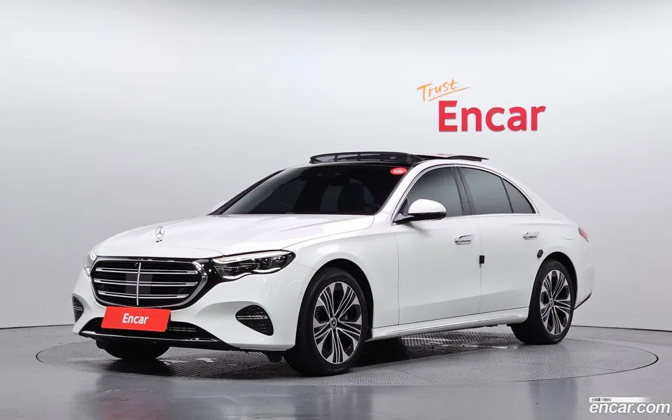 Mercedes-Benz E-Class E350e 4MATIC 2025 — photo 1, buy with delivery to Moscow