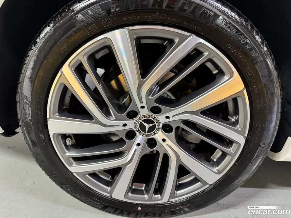 Mercedes-Benz E-Class E220d 4MATIC 2024 — thumbnail 2