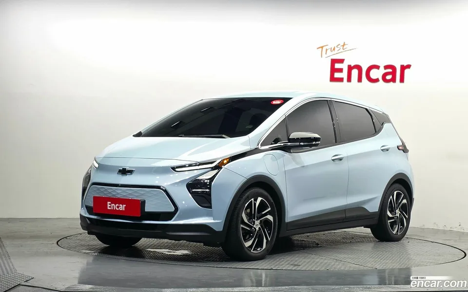 Chevrolet Bolt EV EV 2022 — фото 1, купить с доставкой в Москву