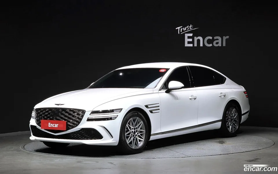 Genesis G80 2.5 AWD 2024 — photo 1, buy with delivery to Moscow