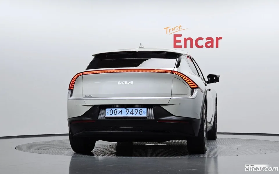 Kia EV6 2023 — thumbnail 4