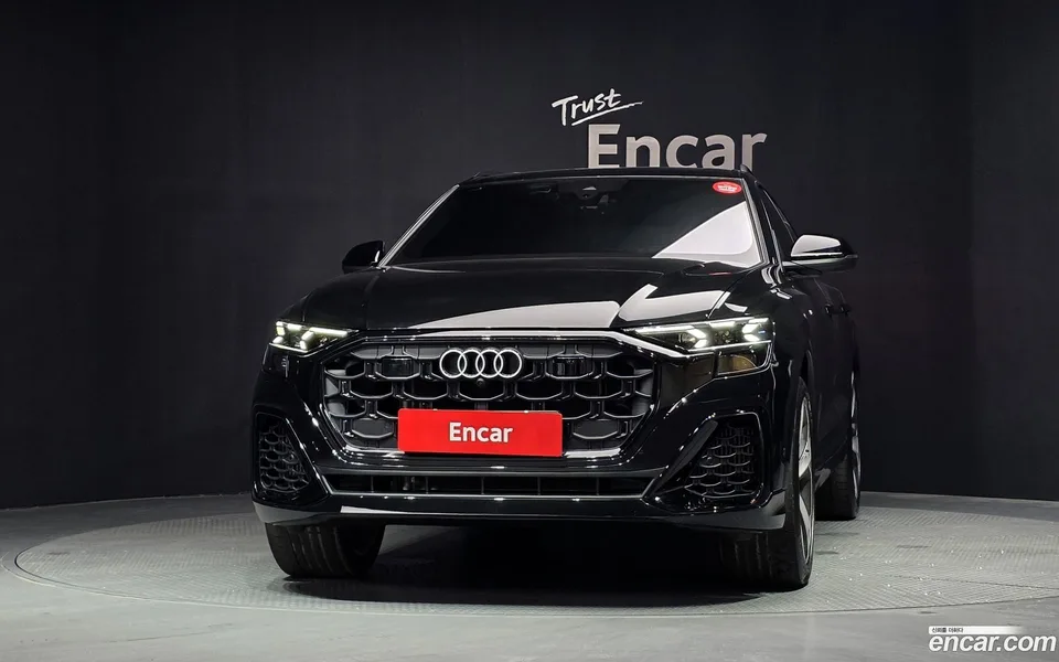Audi Q8 (4M) 55 TFSI 2025 — thumbnail 3