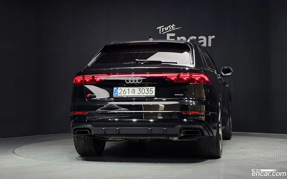 Audi Q8 (4M) 55 TFSI 2025 — thumbnail 4