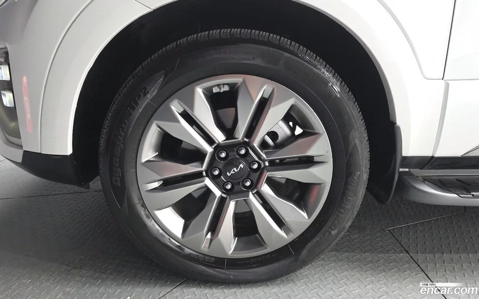 Kia Mohave The Master 3.0 4WD 6 2023 — thumbnail 2