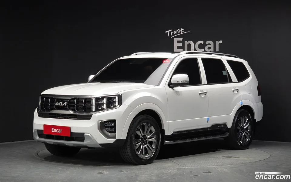 Kia Mohave The Master 3.0 4WD 6 2023 — photo 1, buy with delivery to Moscow