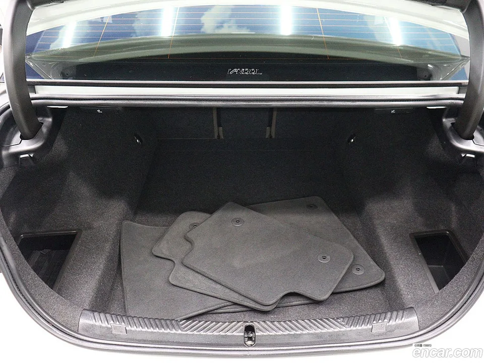 BMW 5 Series 520i M 2024 — thumbnail 2