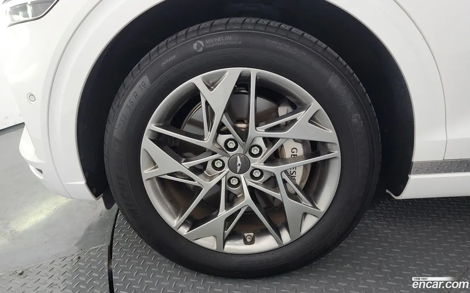 Genesis GV70 2.5T 2WD 2023 — thumbnail 2