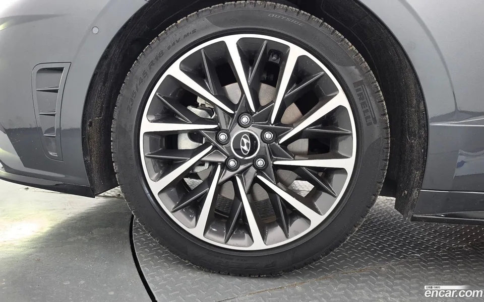 Hyundai Sonata 2.0 2022 — thumbnail 2