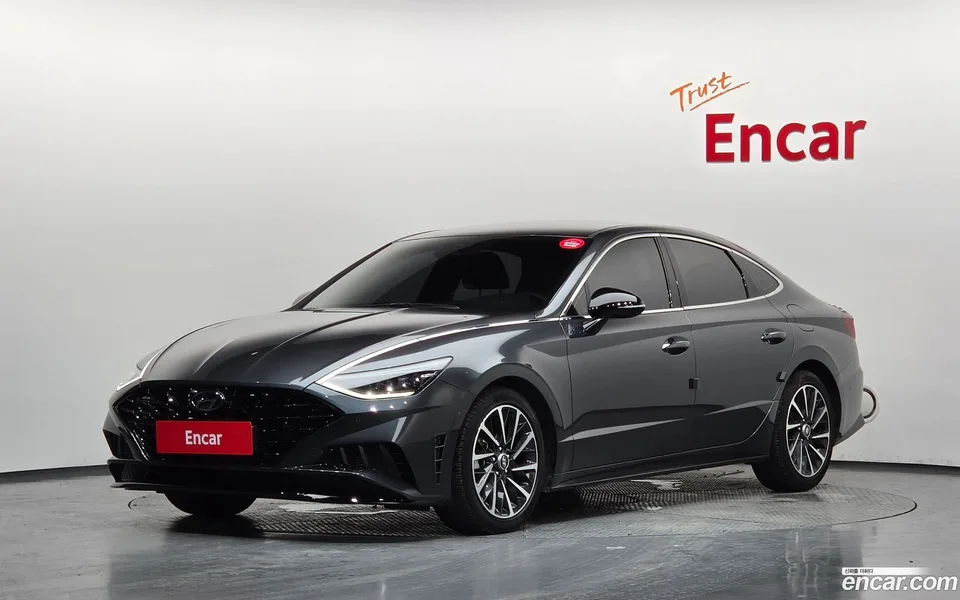 Hyundai Sonata 2.0 2022 — photo 1, buy with delivery to Moscow