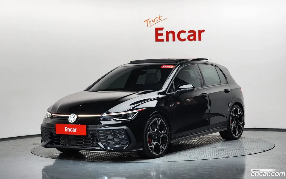 Volkswagen Golf 2025