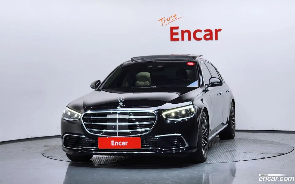 Mercedes-Benz S-Class S580L 4MATIC 2025 — thumbnail 3