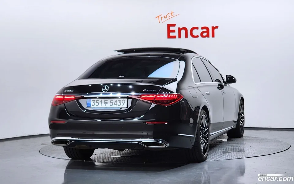 Mercedes-Benz S-Class S580L 4MATIC 2025 — thumbnail 4