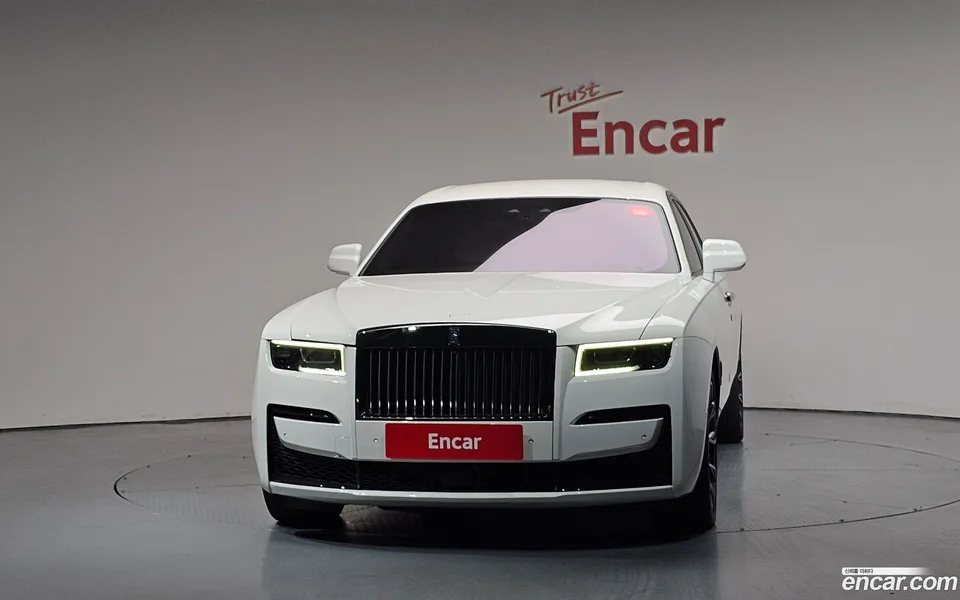 Rolls-Royce Ghost 6.7 V12 2023 — thumbnail 3