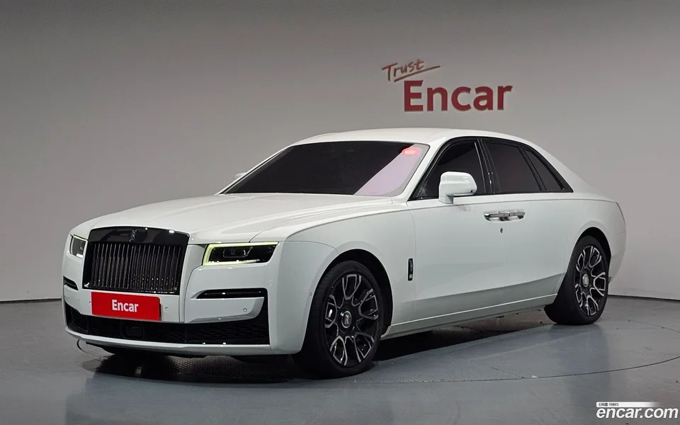 Rolls-Royce Ghost 6.7 V12 2023 — photo 1, buy with delivery to Moscow