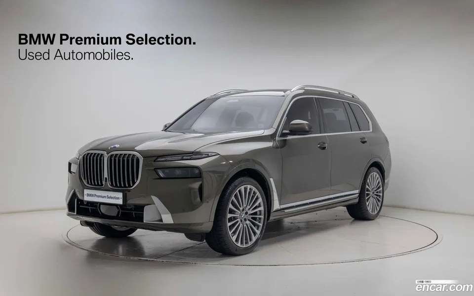 BMW X7 2025