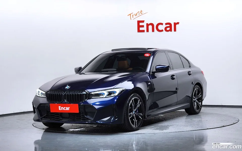 BMW 3 Series 320i M 2025 — фото 1, купить с доставкой в Москву