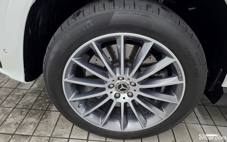 Mercedes-Benz GLE-Class GLE450 4MATIC 2025 — thumbnail 2
