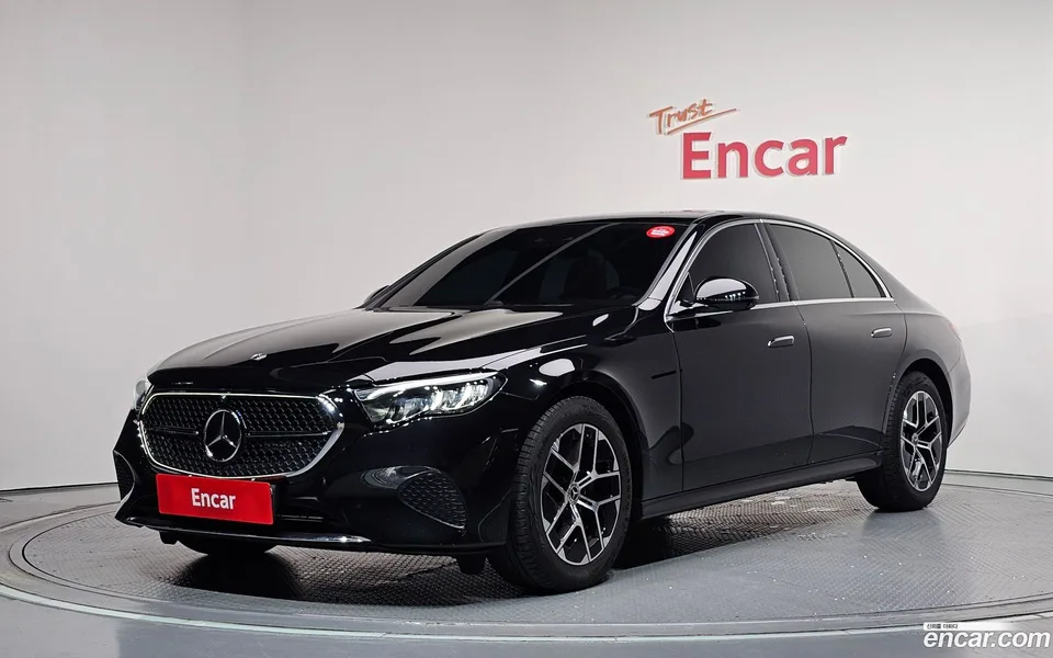Mercedes-Benz E-Class E200 2025 — photo 1, buy with delivery to Moscow