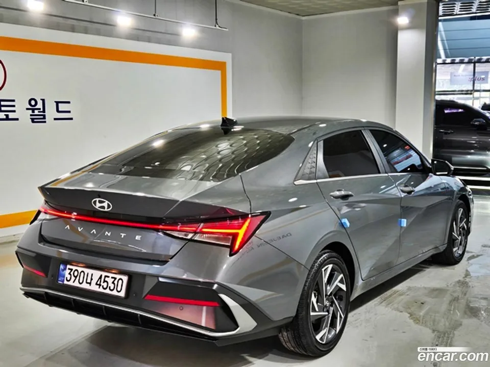 Hyundai Avante CN7 Hybrid 2025 — thumbnail 4
