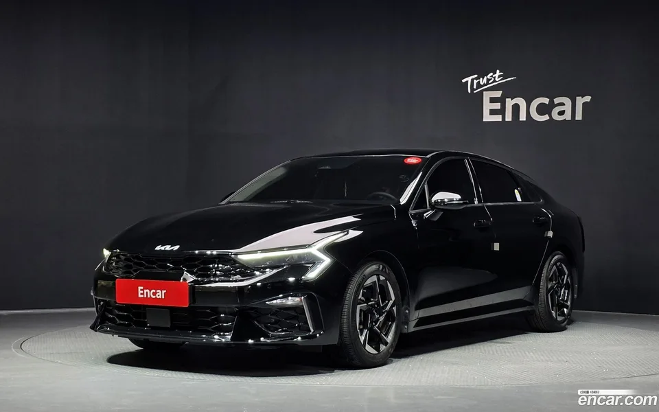 Kia K5 2.0 2024 — photo 1, buy with delivery to Moscow