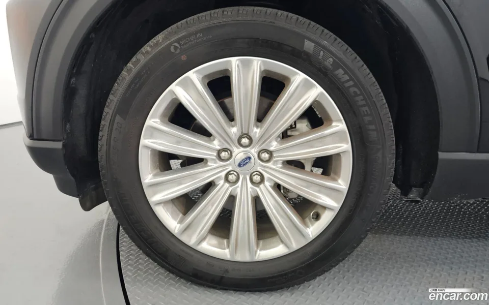 Ford Explorer 2.3 4WD 2022 — thumbnail 2