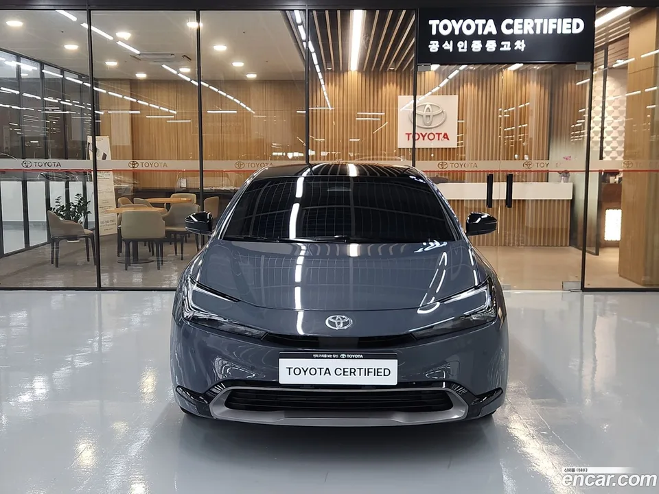 Toyota Prius 2.0 XLE 2026 — thumbnail 3