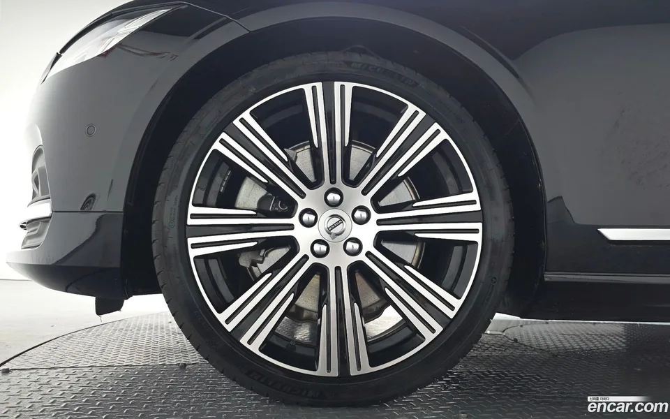 Volvo S90 B6 AWD 2024 — thumbnail 2