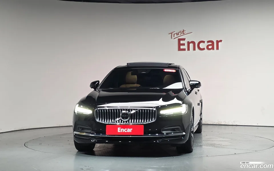 Volvo S90 B6 AWD 2024 — thumbnail 3