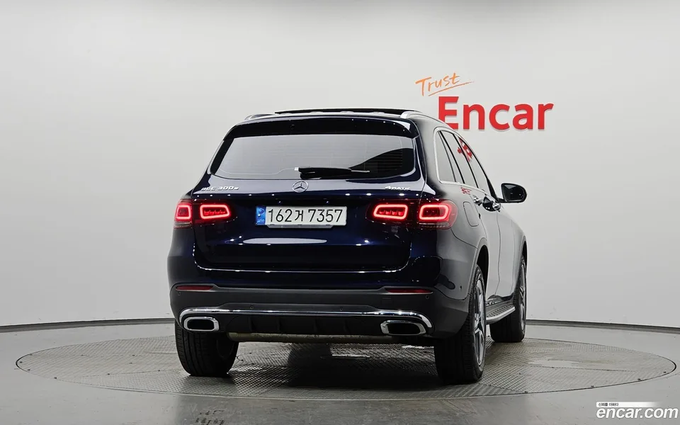 Mercedes-Benz GLC-Class GLC300e 4MATIC 2022 — thumbnail 4