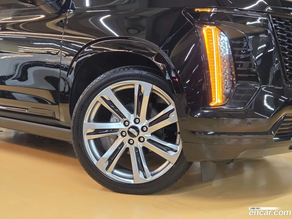 Cadillac Escalade 6.2 ESV 2025 — thumbnail 2